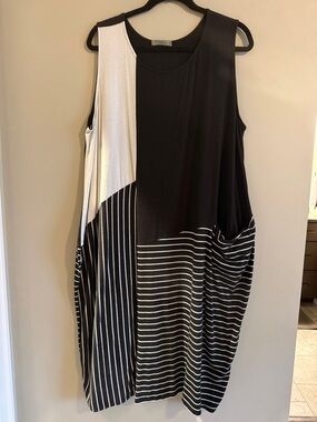Chalet Black & White Panel Stripe Midi Dress